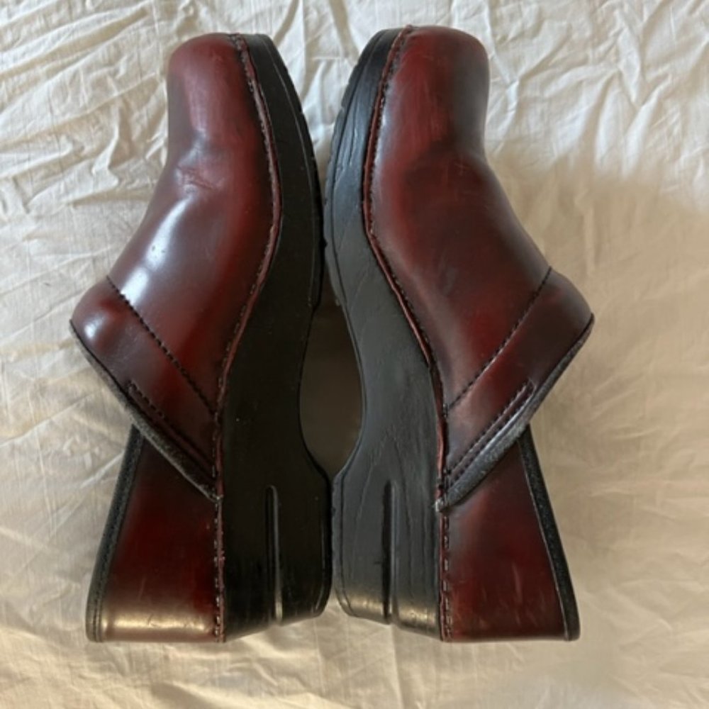 Dansko Clogs - Picture 4 of 6